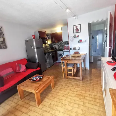 175 Beverley Hills D64 2 Pièces *